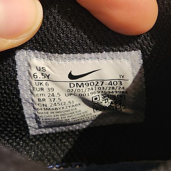 Nike Omni Kids Sz 6.5Y Multi-Court Sneakers Low Blue White Running Shoes - Picture 5 of 8